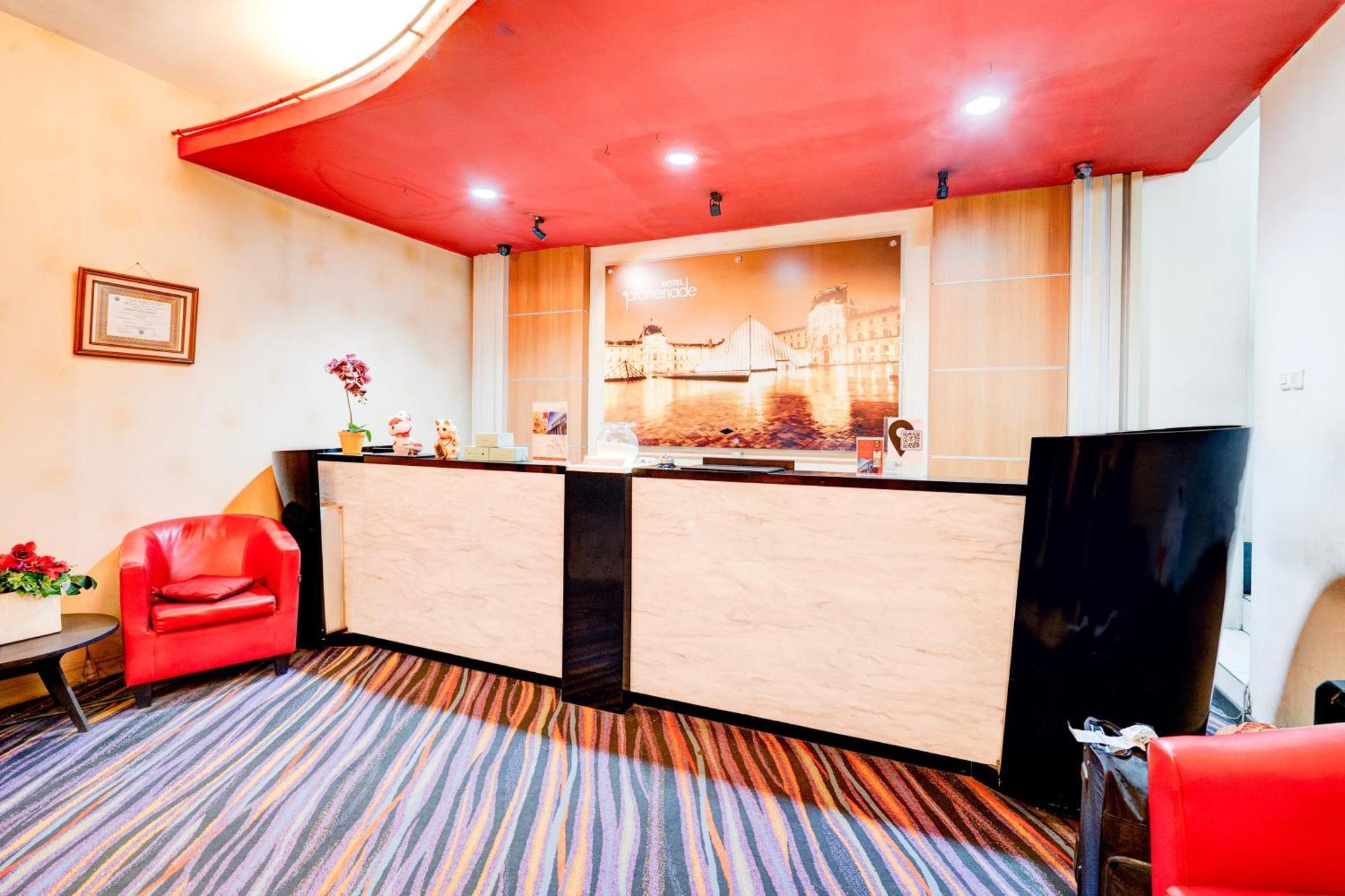 Townhouse Oak Cihampelas Near Ciwalk Formerly Promenade Hotel Bandung Exterior photo